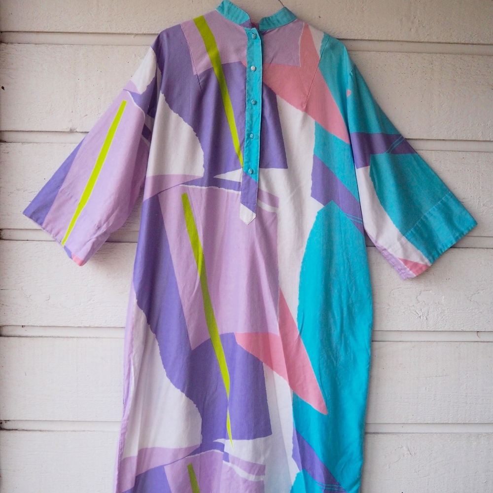 {Vintage} Amazing Pastel Print Caftan!